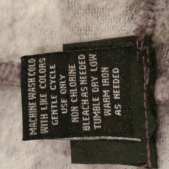 Daytrip Gray Burnout Ruffled Sweater Vest with Hood. Size Medium - Picture 6 of 7